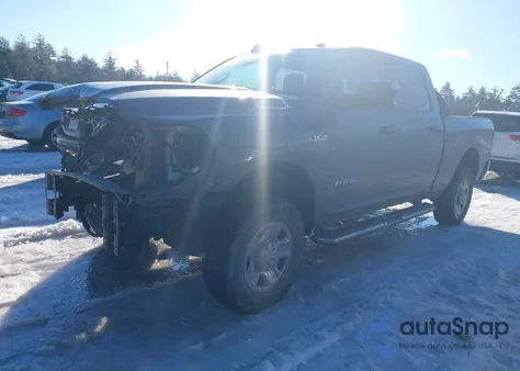 2022 Ram 2500 Big Horn 4X4 6'4 Box из США, поврежденный, VIN 3C6UR5DJ8NG231908